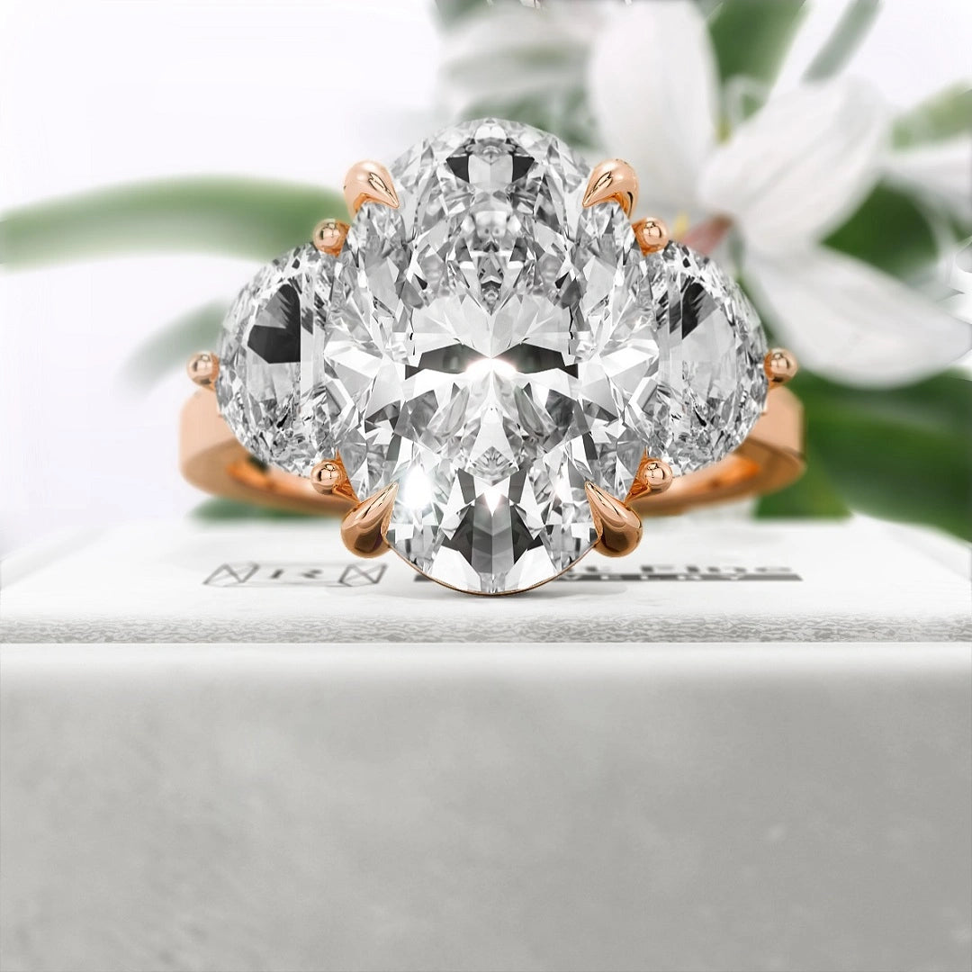 Oval-Cut-Moissanite-Three-Stone-Engagement-Ring-In-14K-Rose-Gold- Front View
