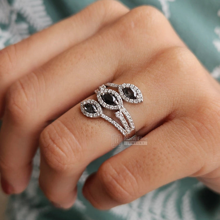 natural-salt-and-pepper-diamond-ring