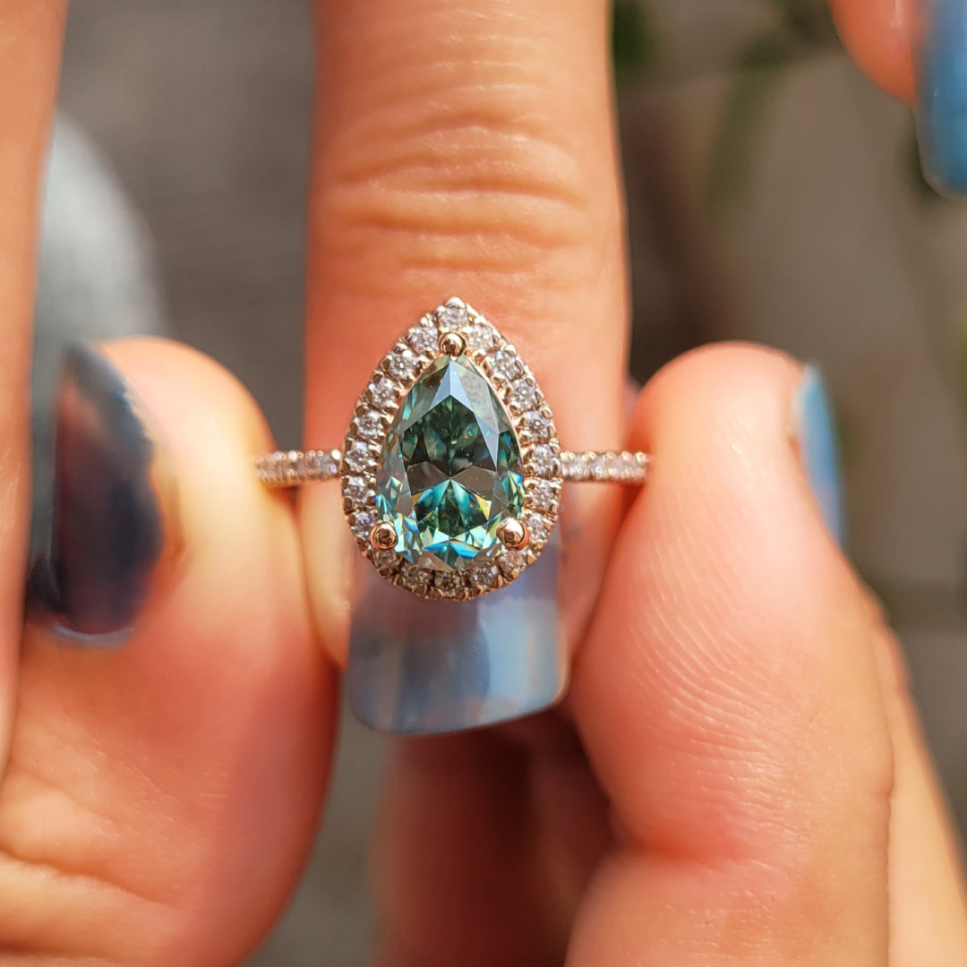 VVS clarity cyan blue moissanite jewelry for women