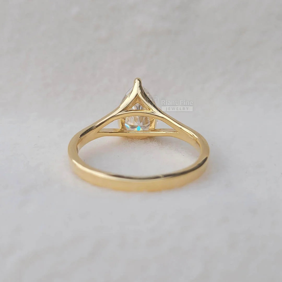 Pear Shaped Lab Diamond Ring