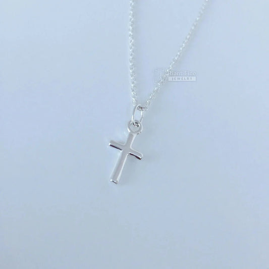Classic Small Cross Necklace Silver - Riant Fine Jewelry