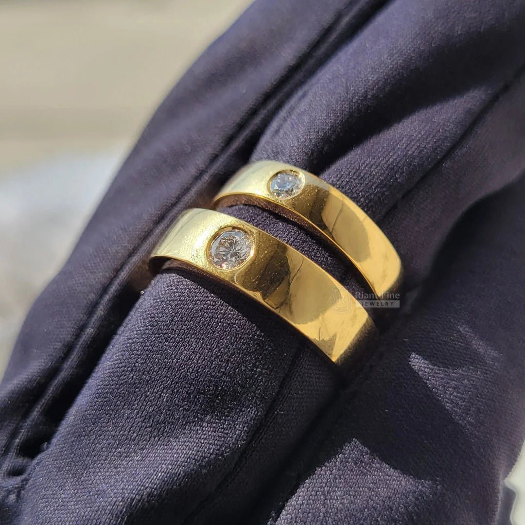 Classic Wedding Ring Set in 14K Gold | Riant Fine Jewelry - Riant Fine Jewelry LLC