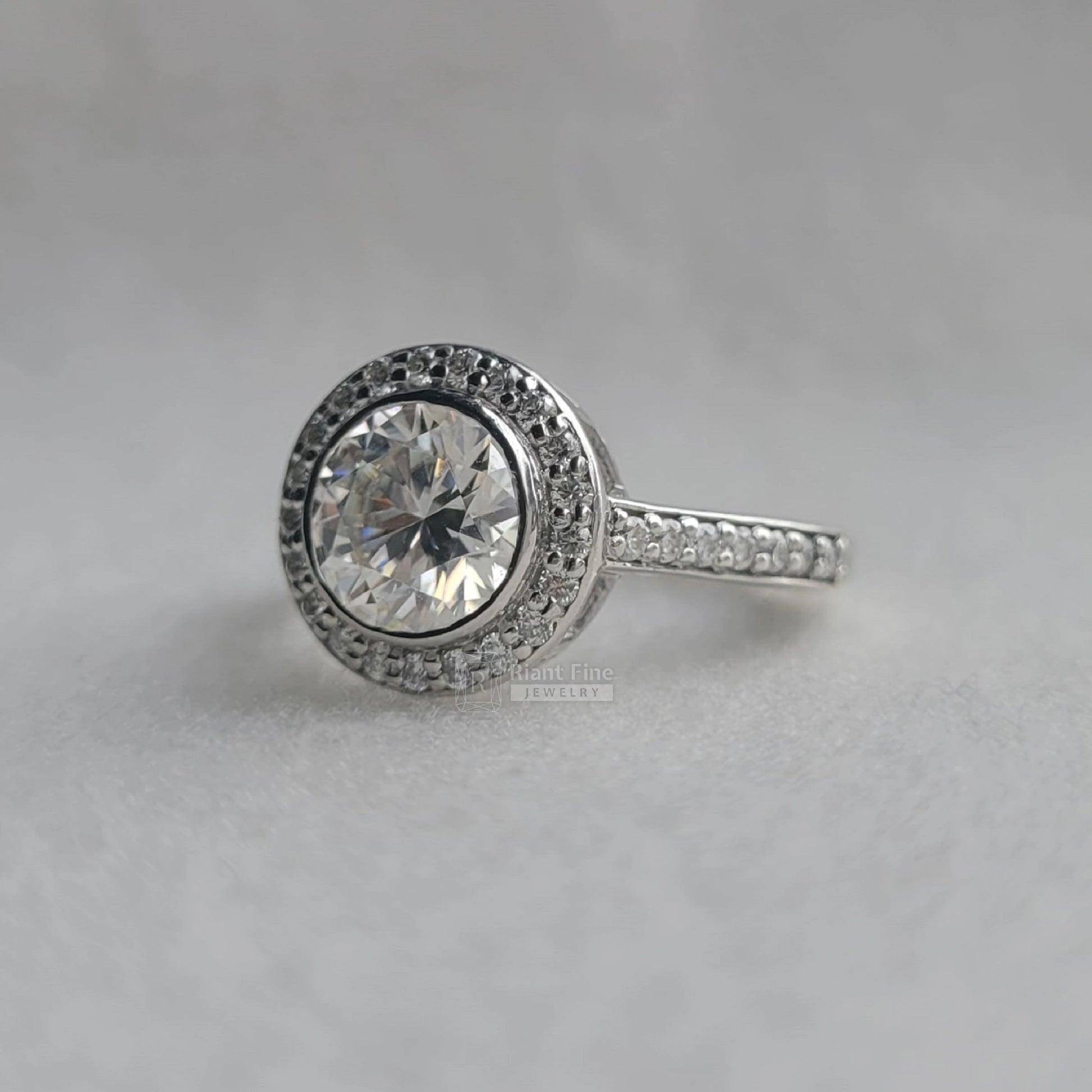 Halo Engagement Rings For Women