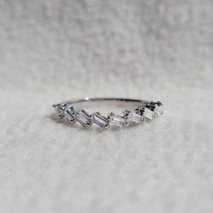 Cross Baguette Diamond Wedding Band In 18K Gold