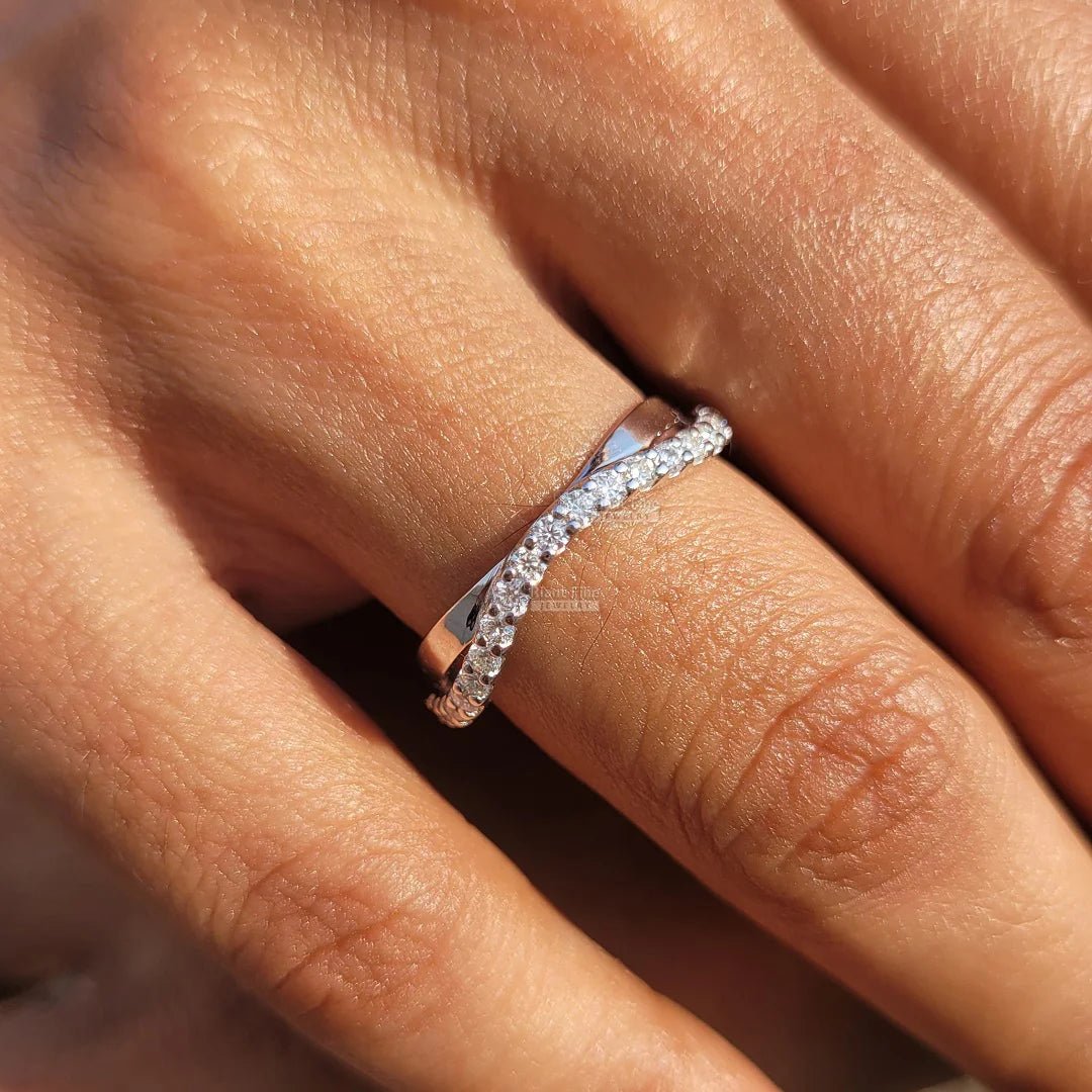 Curved Round Diamond White Gold Wedding Band - Riant Fine Jewelry