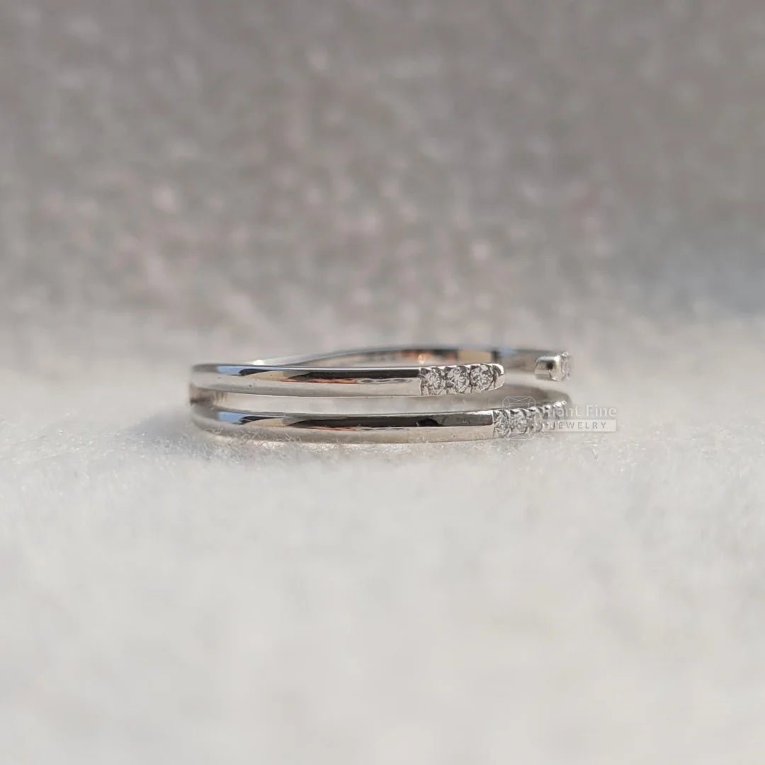 Dainty 14K Gold Open Gap Diamond Wedding Ring - Riant Fine Jewelry