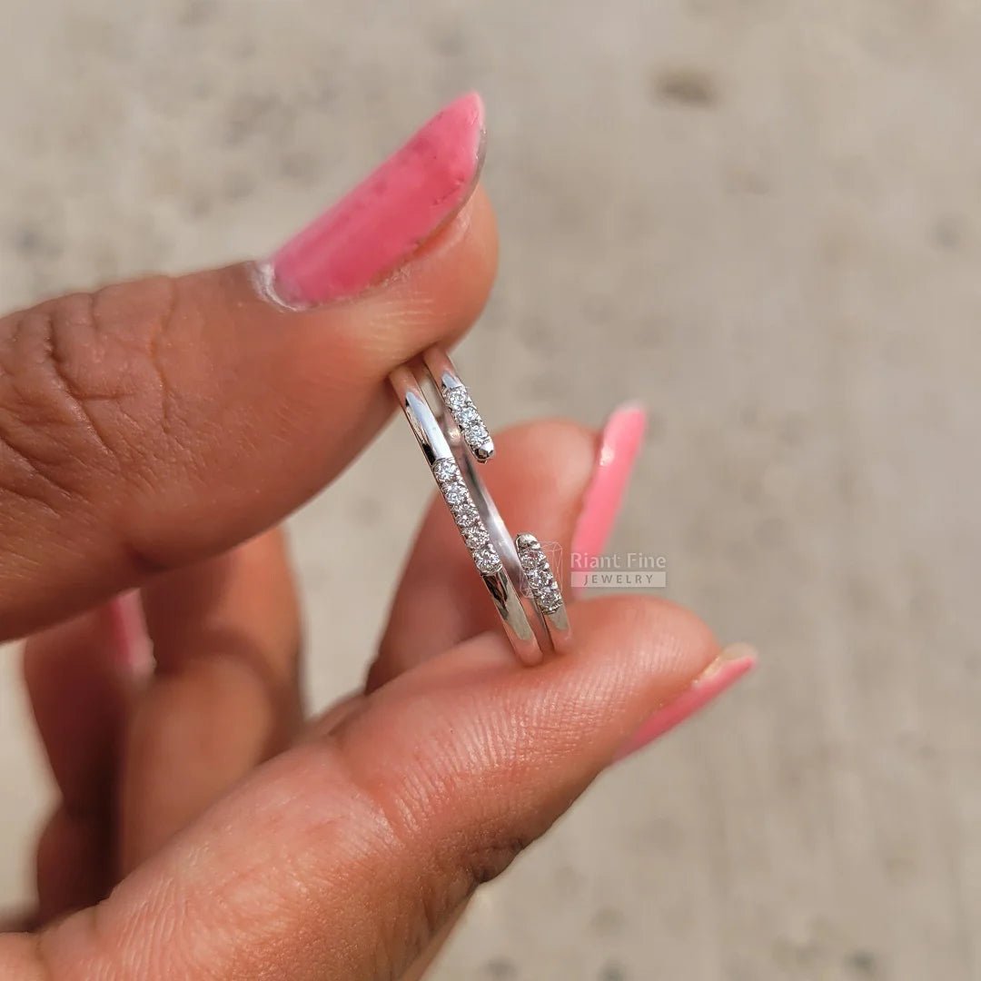 Dainty 14K Gold Open Gap Diamond Wedding Ring - Riant Fine Jewelry