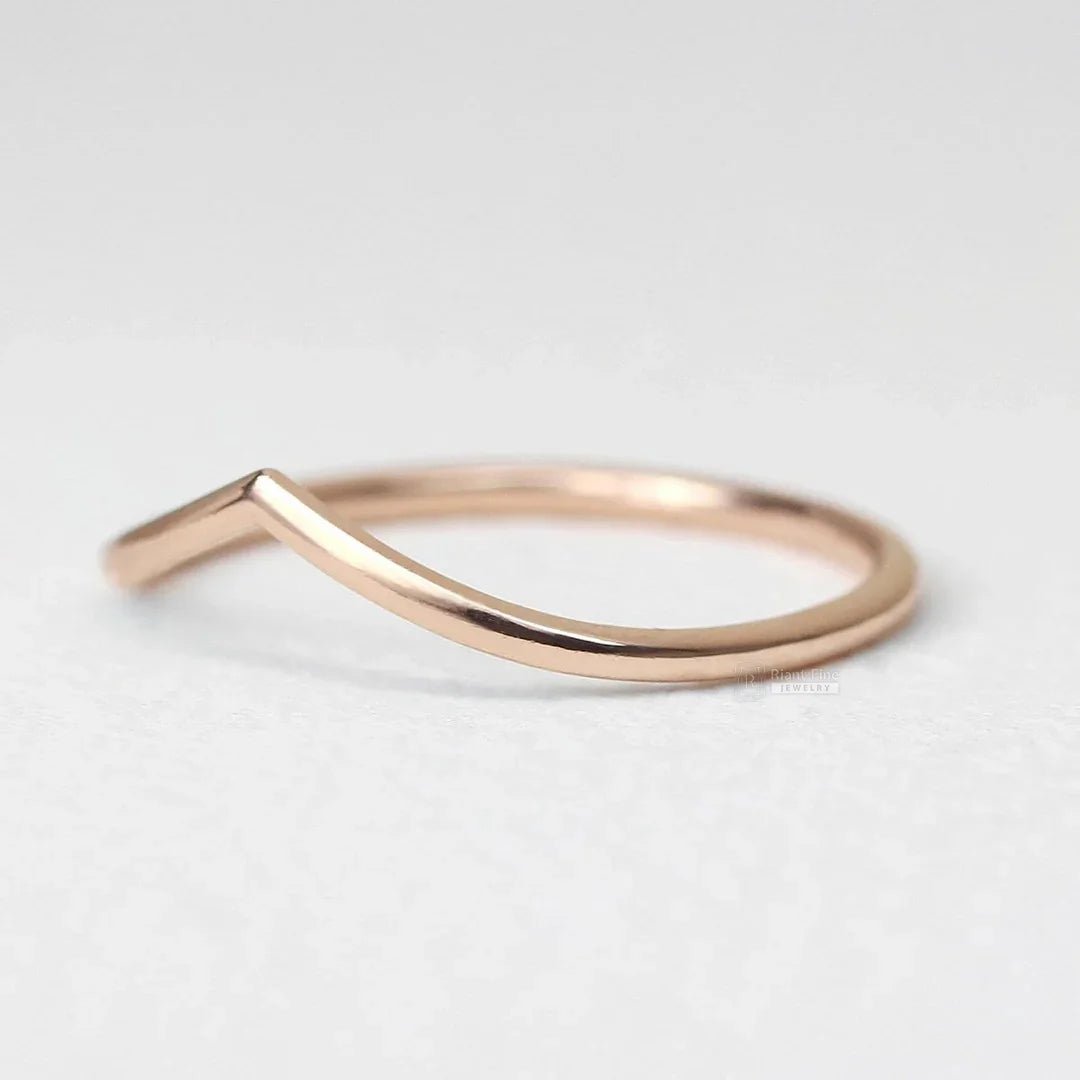 Dainty 14K Solid Gold Chevron Ring For Wedding - Riant Fine Jewelry