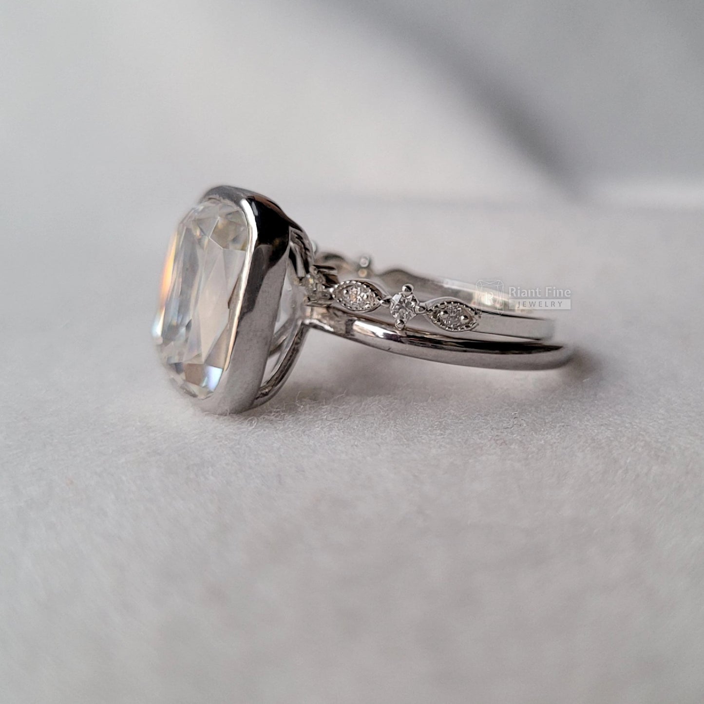 Radiant Cut Moissanite Ring