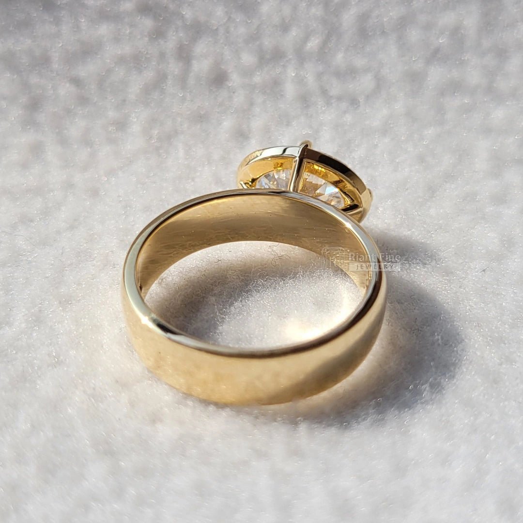 East West 2.5 Ct Oval Cut Diamond Engagement Ring - Riant Fine Jewelry