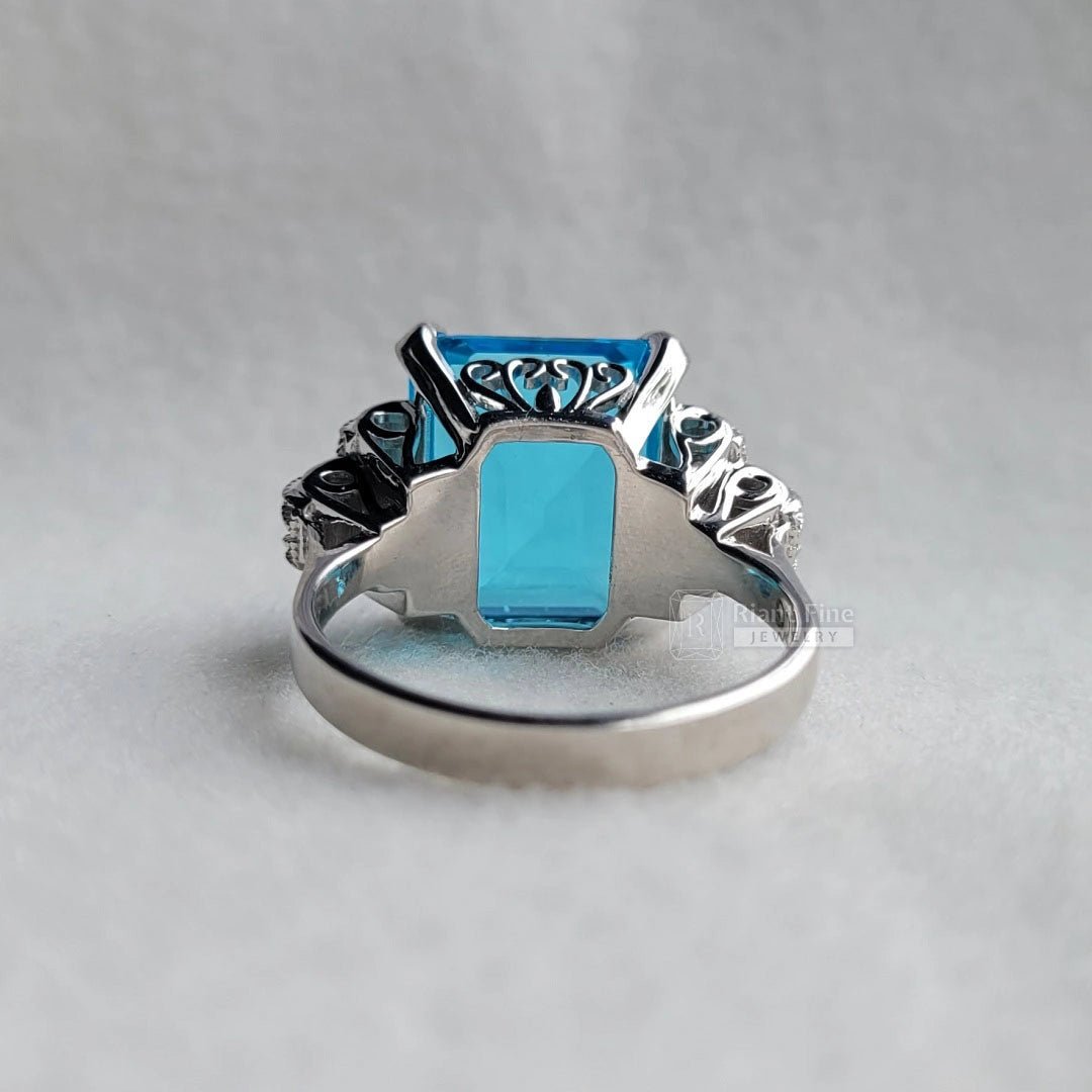 Emerald Cut Aquamarine Engagement Ring in 14K Gold - Riant Fine Jewelry