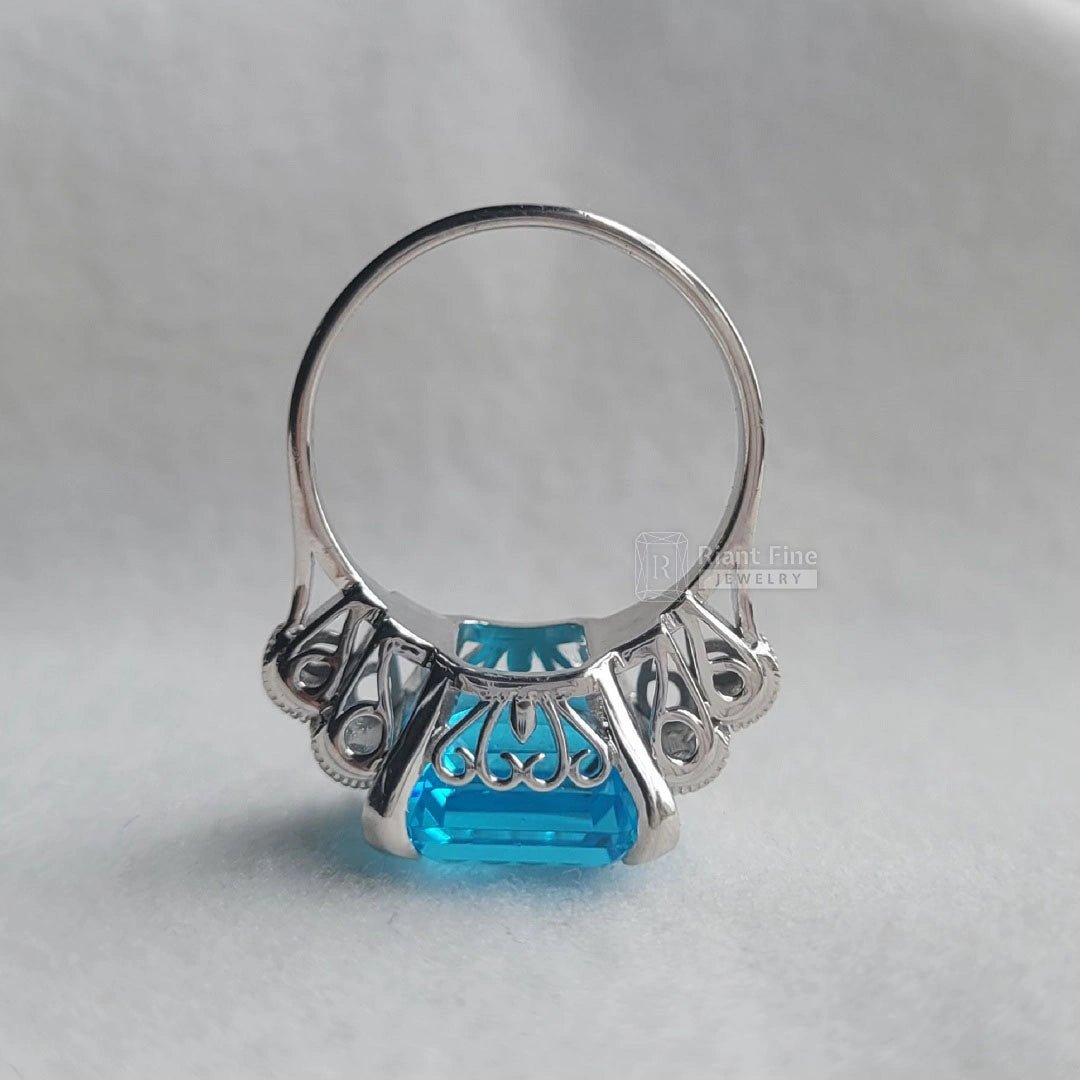 Emerald Cut Aquamarine Engagement Ring in 14K Gold - Riant Fine Jewelry