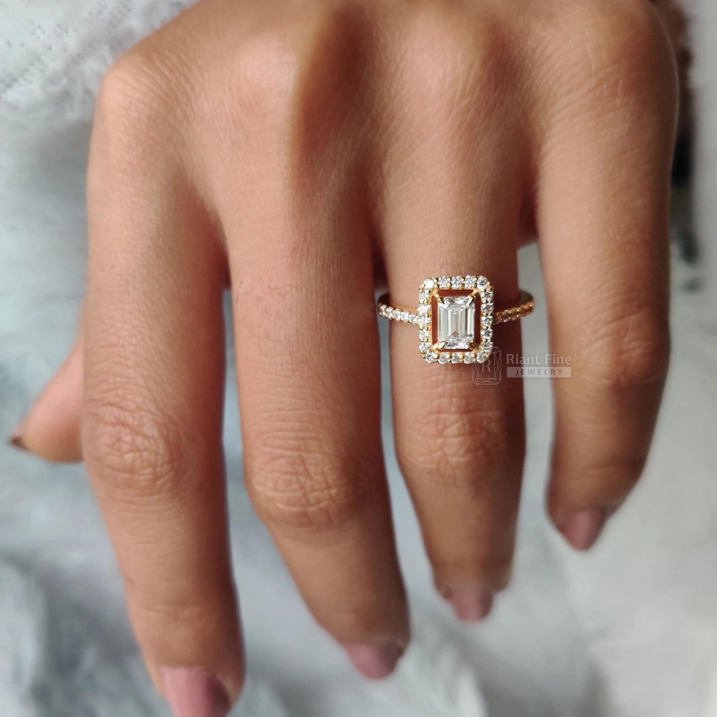 Riant Fine Jewelry : halo engagement rings for women, antique wedding rings, pave set rings, lab grown diamond rings, jewelry, bands