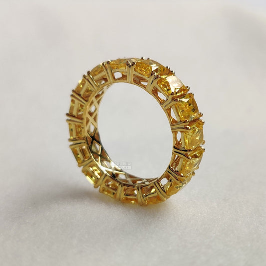 Emerald Yellow Diamond Wedding Band in Yellow Gold - Riant Fine Jewelry LLC
