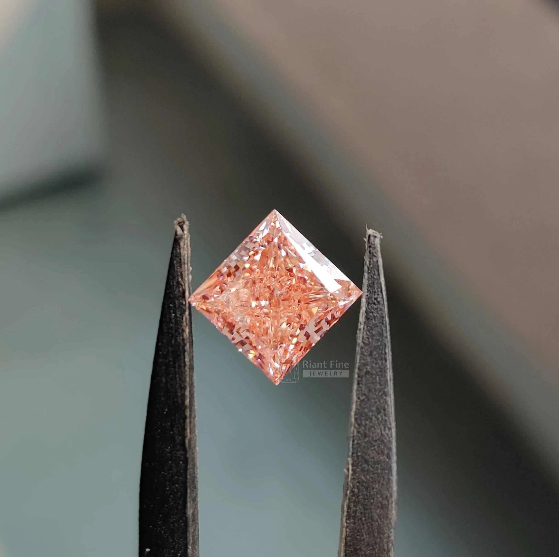 Fancy Vivid Pink Princess Loose Diamond - Riant Fine Jewelry LLC