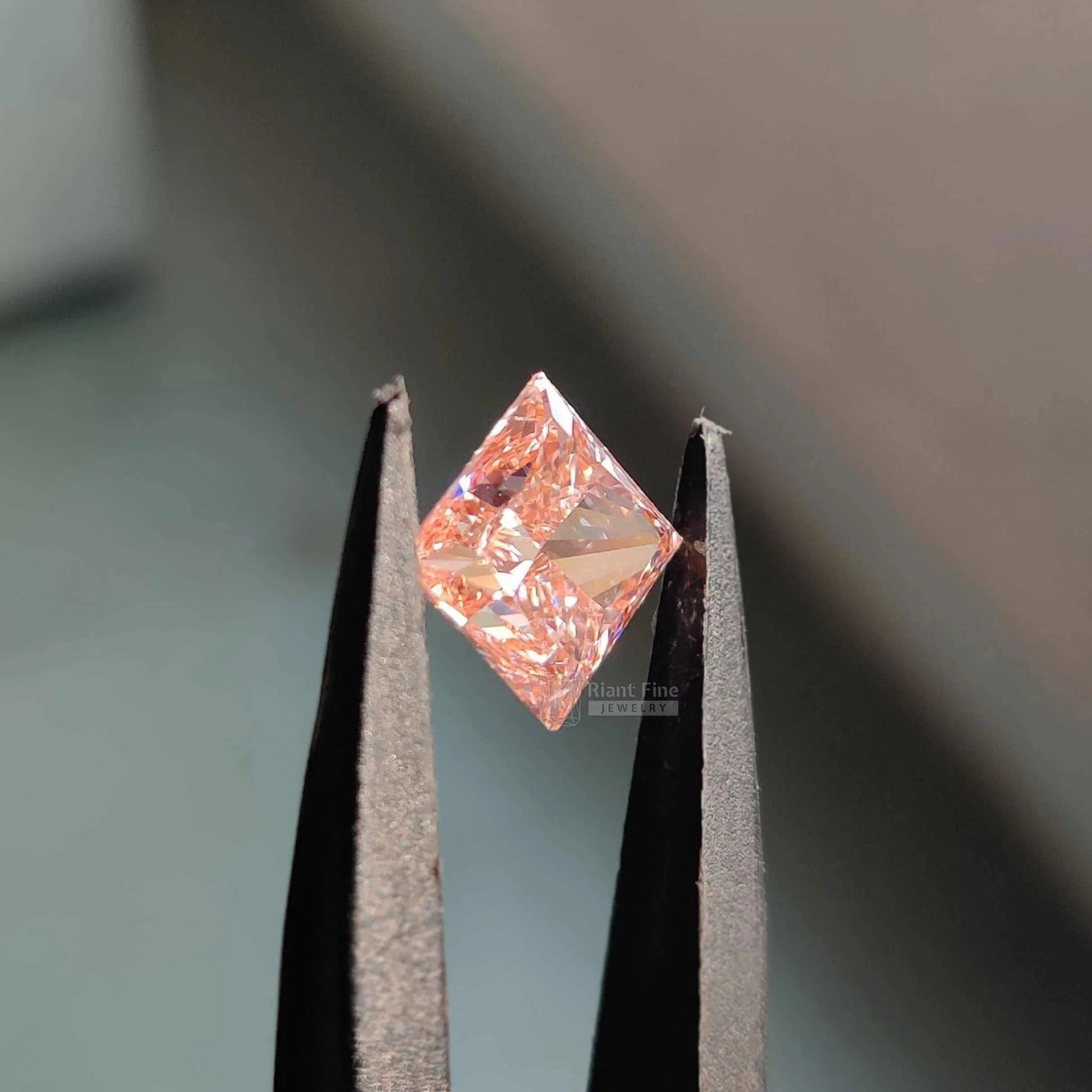 Fancy Vivid Pink Princess Loose Diamond - Riant Fine Jewelry LLC