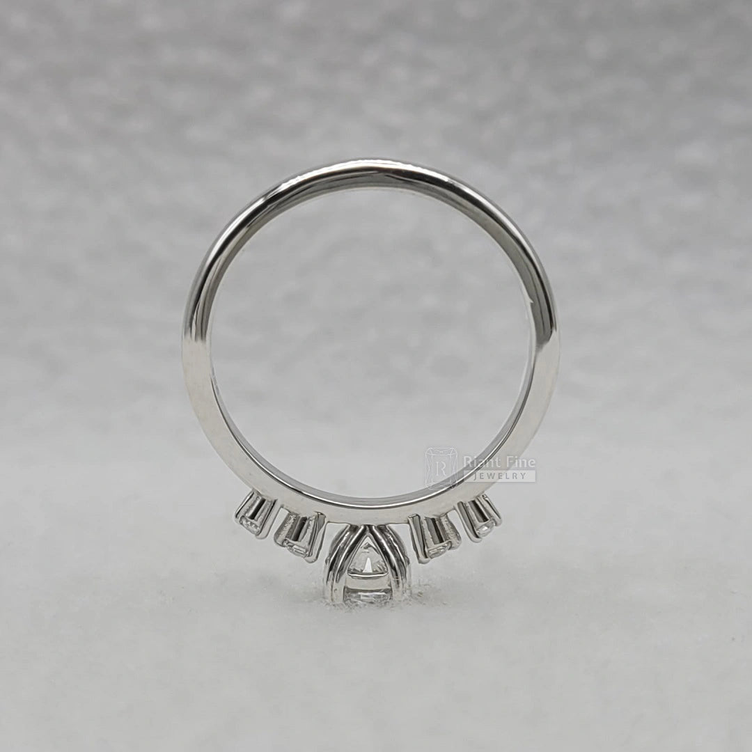 Five Stone Round Diamond Engagement Ring in 14K Gold - Riant Fine Jewelry