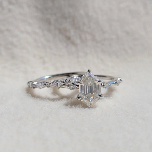 Hexagon Diamond White Gold Engagement Ring Set - Riant Fine Jewelry