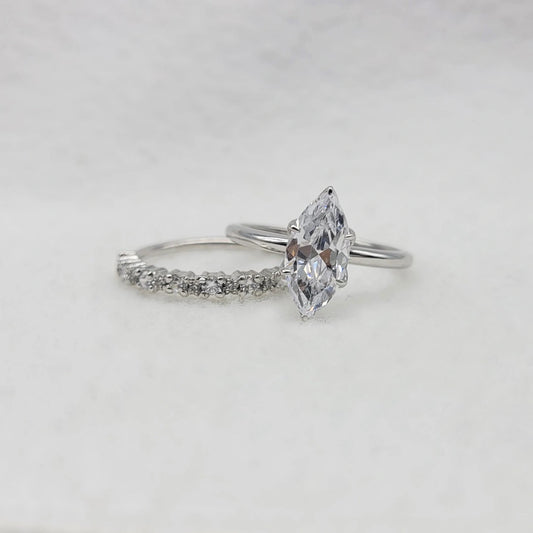 Marquise Cut Lab Grown Diamond Engagement Ring Set