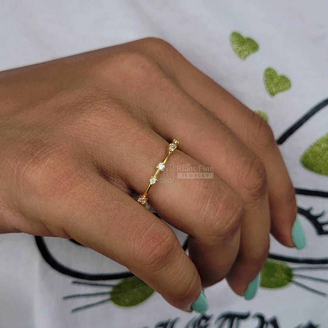 Minimal Round Lab Diamond Eternity Wedding Band - Riant Fine Jewelry LLC