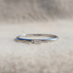 Minimalist Baguette Diamond Promise Ring for Women
