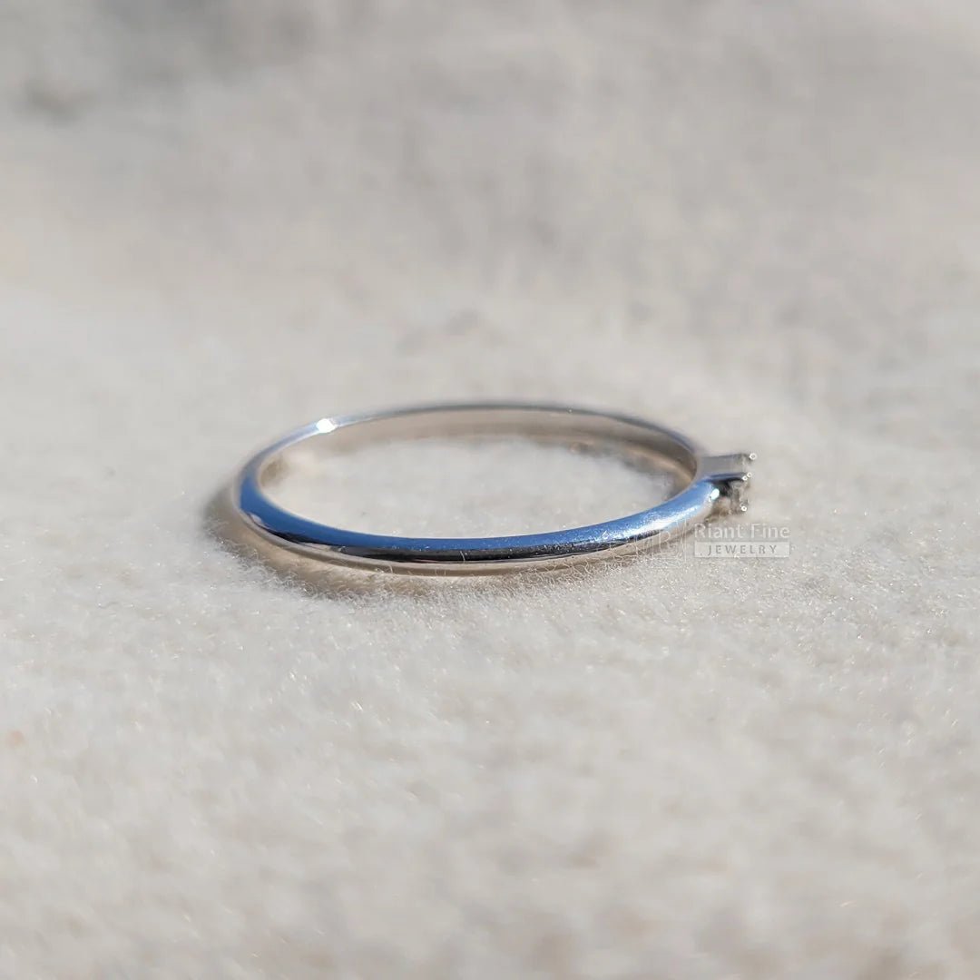 Minimalist Baguette Diamond Promise Ring for Women - Riant Fine Jewelry LLC