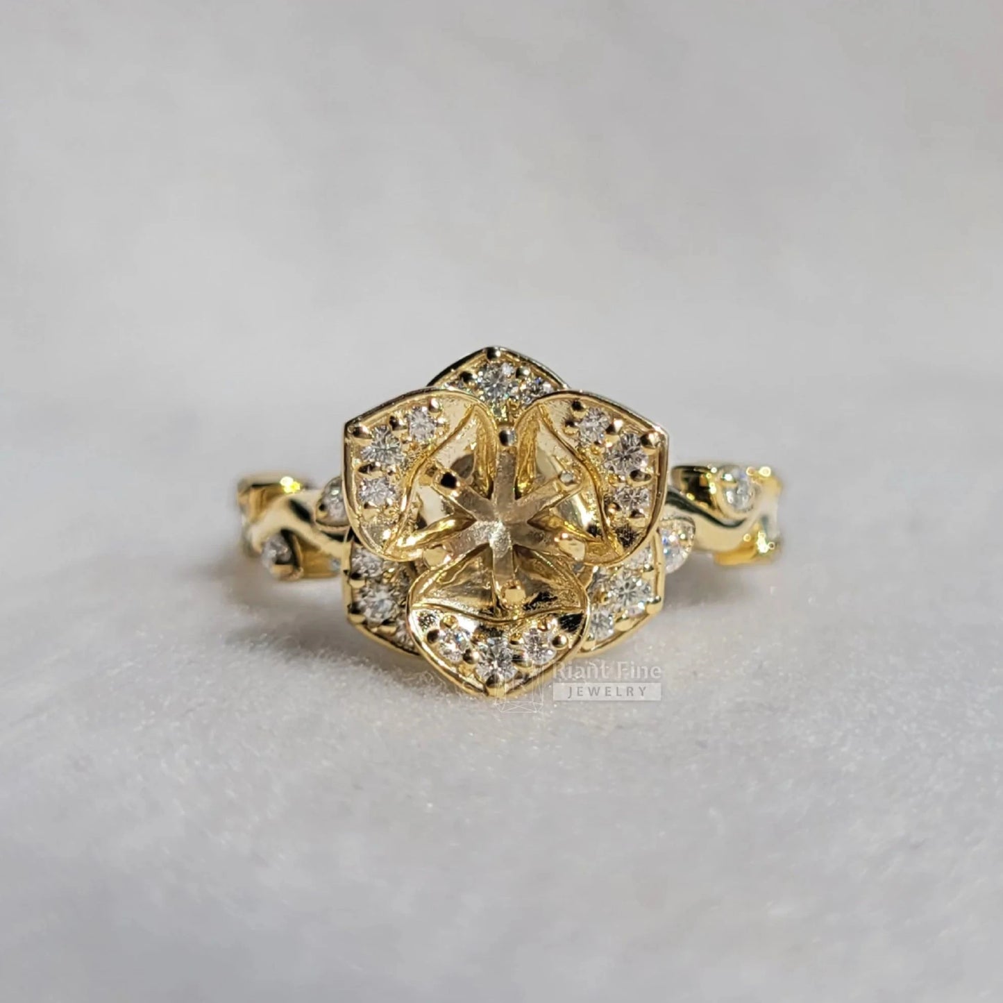 Lab Grown Engagement Rings