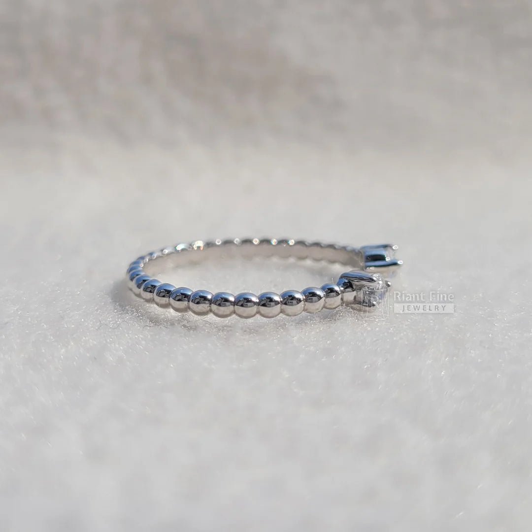 Open Gap Round Diamond Wedding Ring In 14K Gold - Riant Fine Jewelry