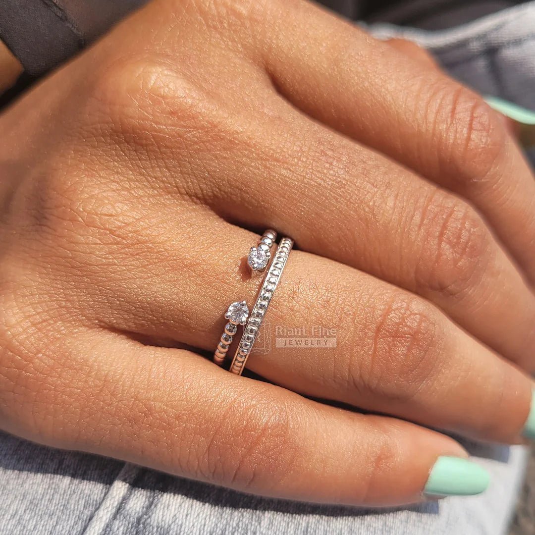 Open Gap Round Diamond Wedding Ring In 14K Gold - Riant Fine Jewelry