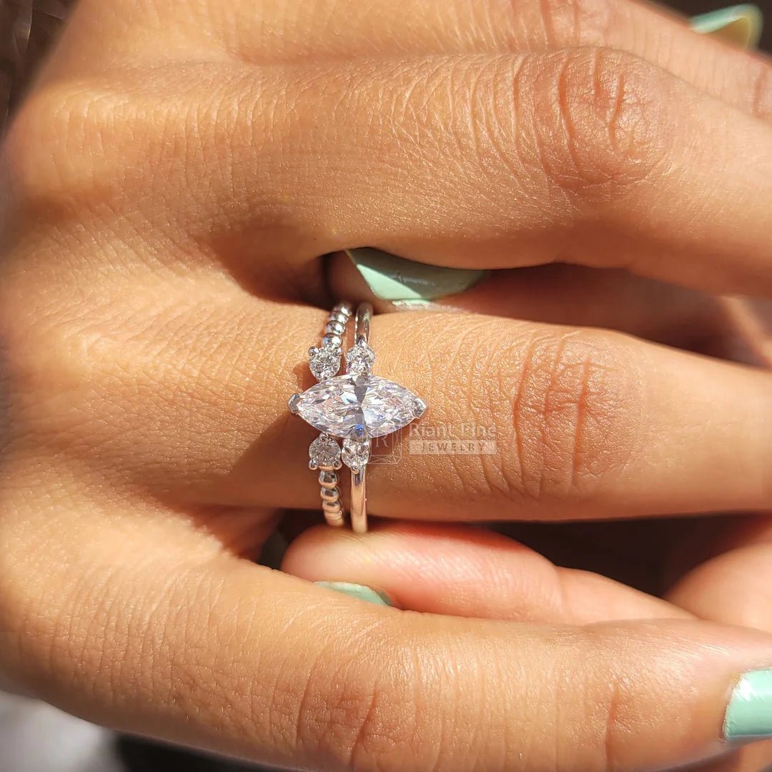 Open Gap Round Diamond Wedding Ring In 14K Gold - Riant Fine Jewelry