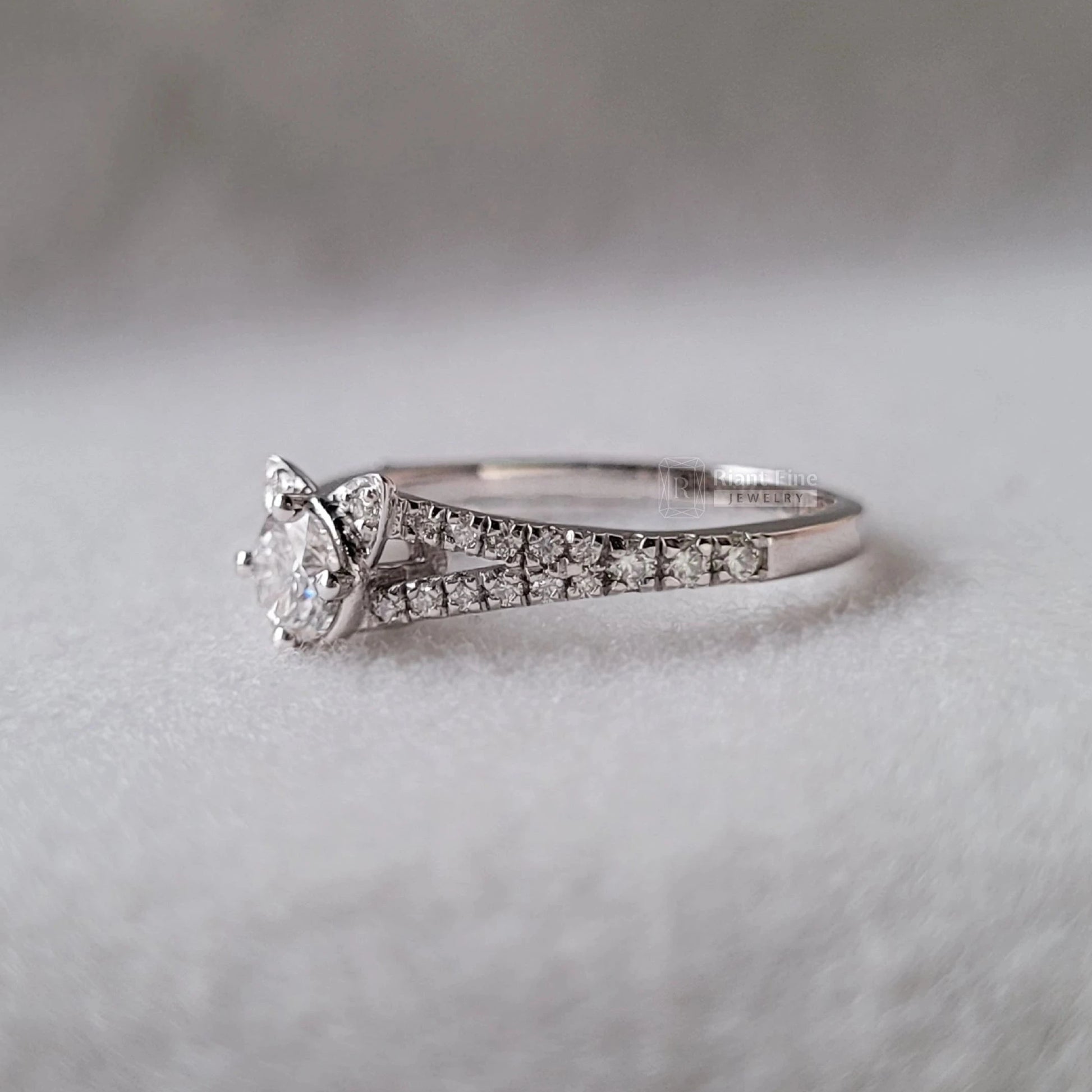 Riant Fine Jewelry : pave engagement rings, 14k white gold diamond rings, cat rings