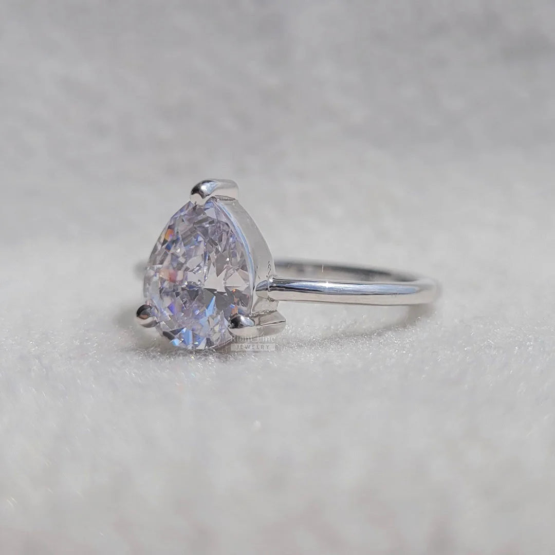 lab grown diamond ring