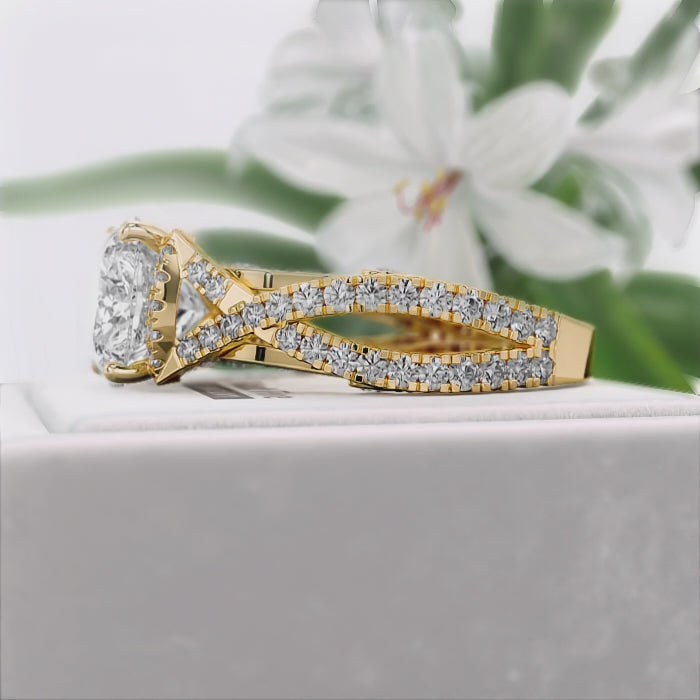 2-Ct-Cushion-Cut-Diamond-Engagement-Ring-14k-Gold-360°