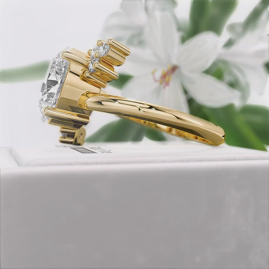 Oval-cut-Lab-Grown-Diamond-Cluster-Engagement-Ring-Gold - Video