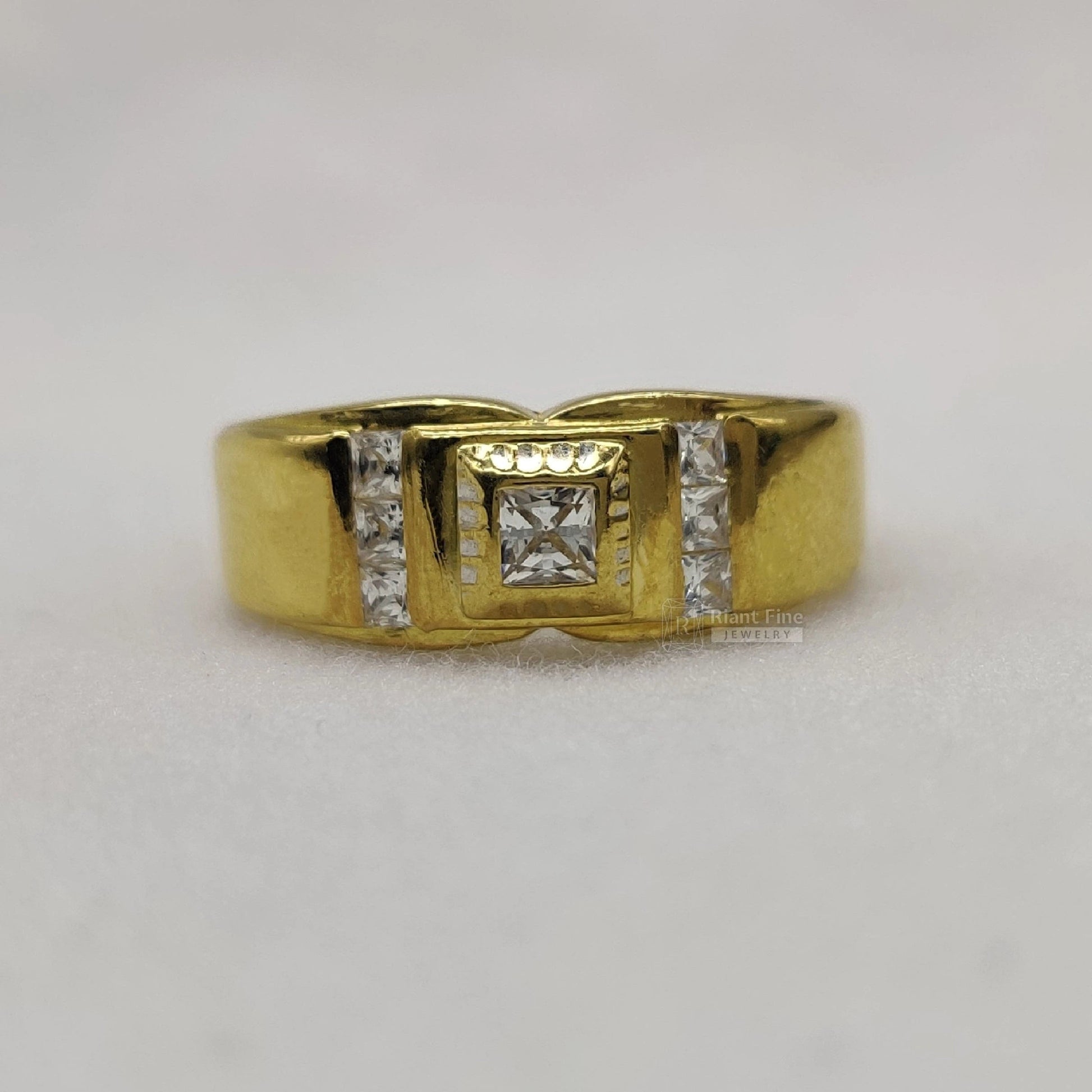 Princess Lab Grown Diamond Men's Wedding Band in 14K Gold - Riant Fine Jewelry LLC