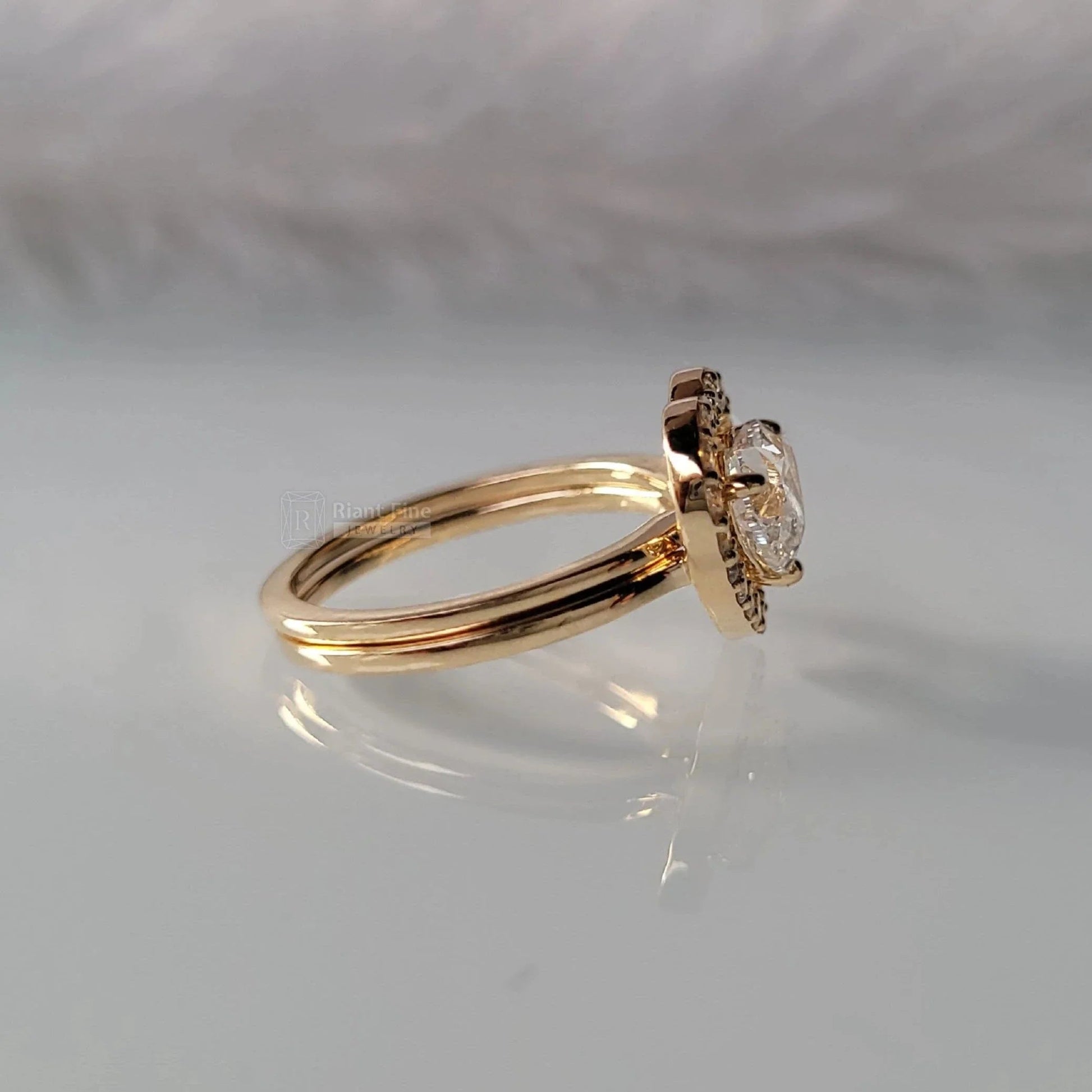 Romantic Heart Diamond Wedding Ring Set in 14K Gold - Riant Fine Jewelry LLC