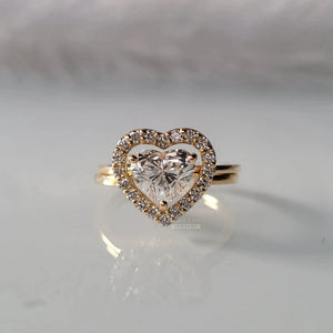 Romantic Heart Diamond Wedding Ring Set in 14K Gold