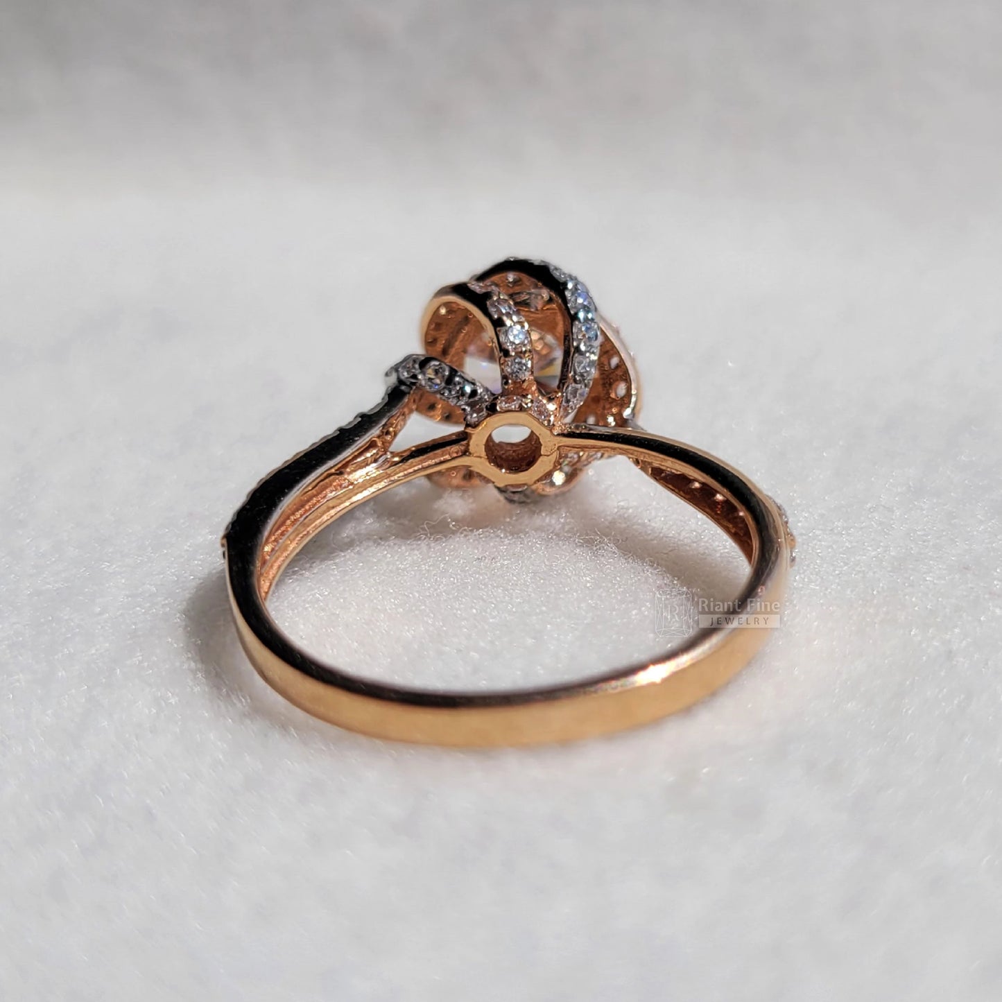 rose gold engagement rings