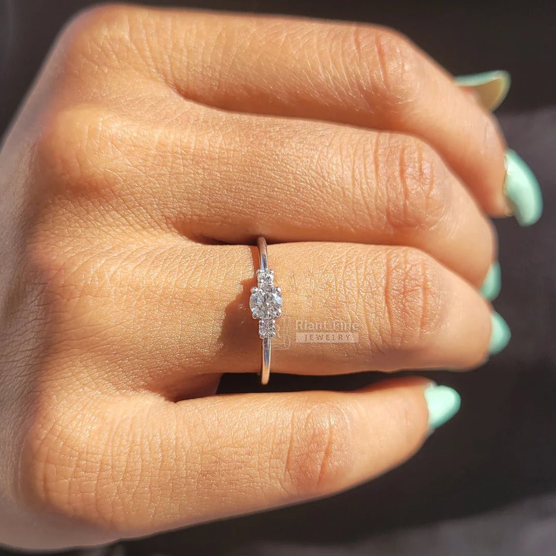 Round Cut 3 Diamond Engagement Ring In 14K Gold - Riant Fine Jewelry