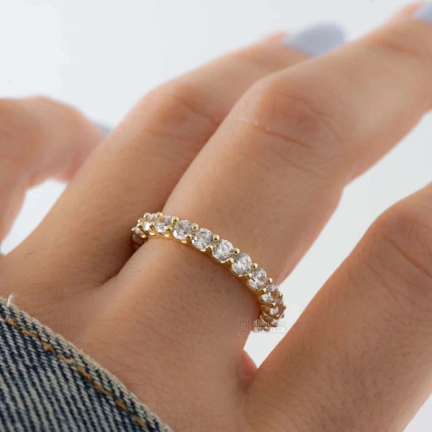 Round Diamond Full Eternity Wedding Band In 14K Gold - Riant Fine Jewelry LLC
