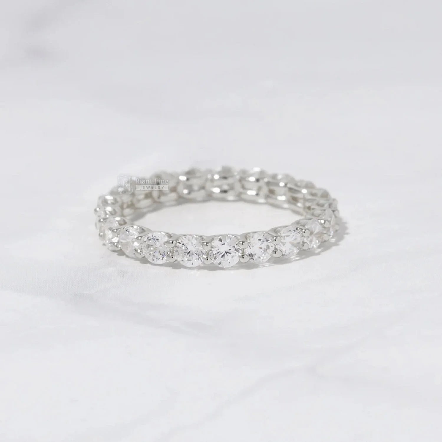 Round Diamond Full Eternity Wedding Band In 14K Gold - Riant Fine Jewelry LLC