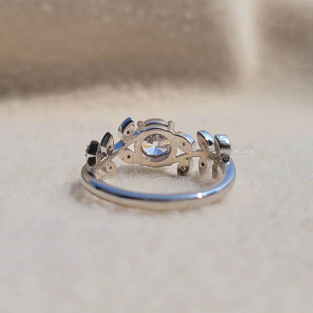 Round Diamond Leaf Style Gold Engagement Ring - Riant Fine Jewelry LLC