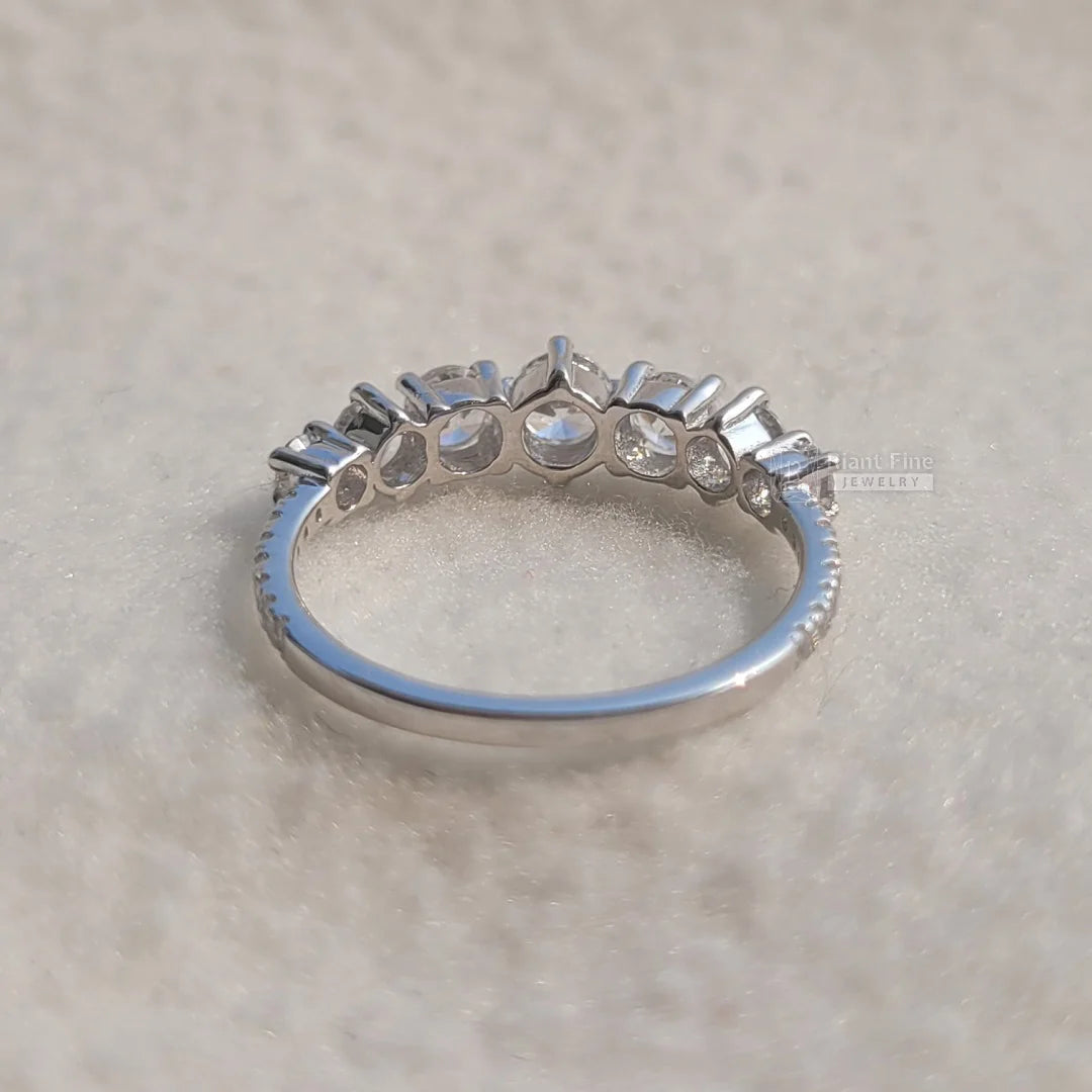  Vintage Diamond Engagement  Ring