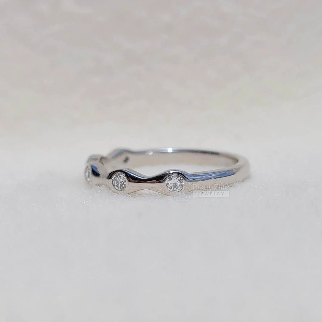 Round Lab Diamond Stacking Wave Ring in 14K Gold - Riant Fine Jewelry LLC