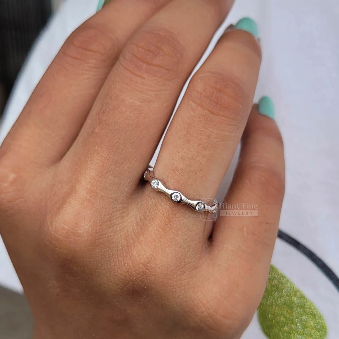 Round Lab Diamond Stacking Wave Ring in 14K Gold - Riant Fine Jewelry LLC