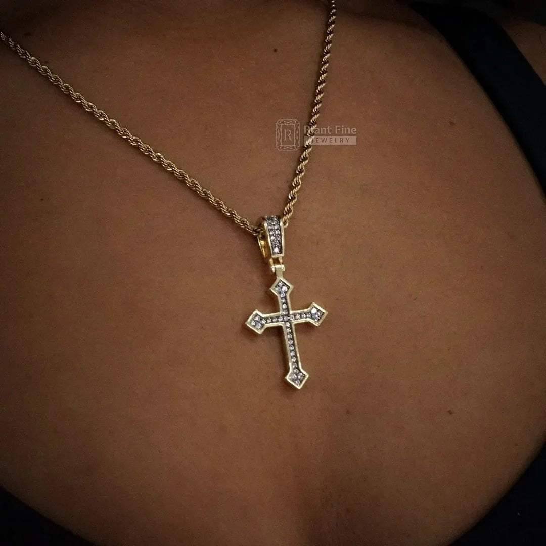 Round Moissanite 14K Gold Cross Pendant - Riant Fine Jewelry