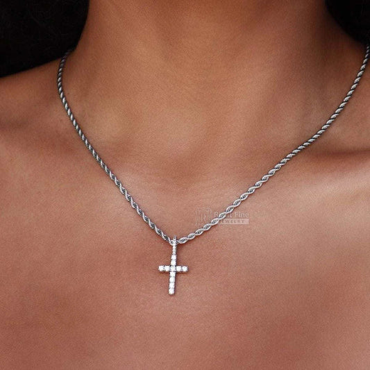 Round Moissanite 14K Gold Cross Pendant - Riant Fine Jewelry