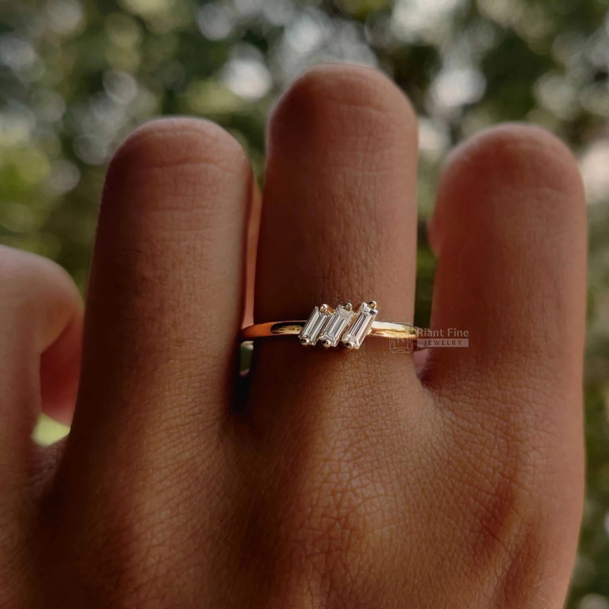 Affordable lab grown diamond engagement rings