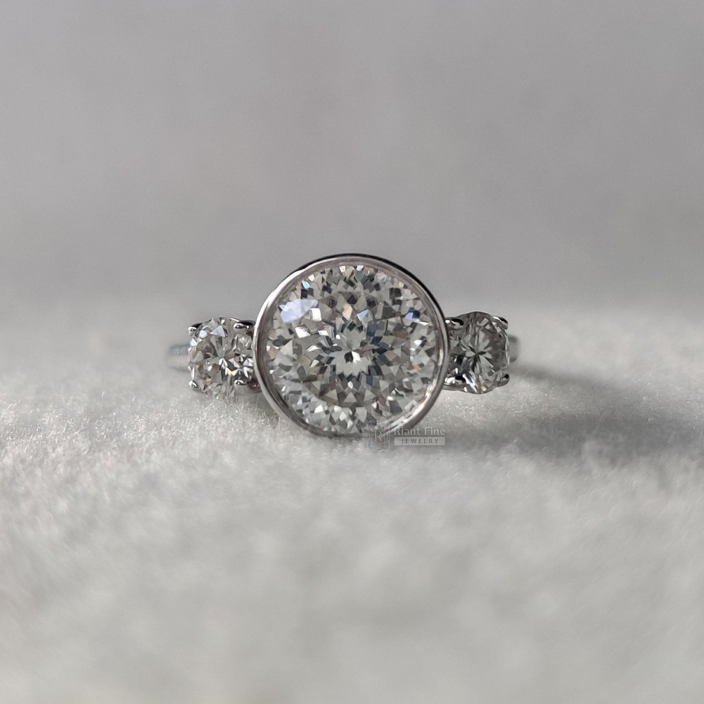 Three Stone Portuguese Round Cut Moissanite Engagement Ring - Riant Fine Jewelry LLC