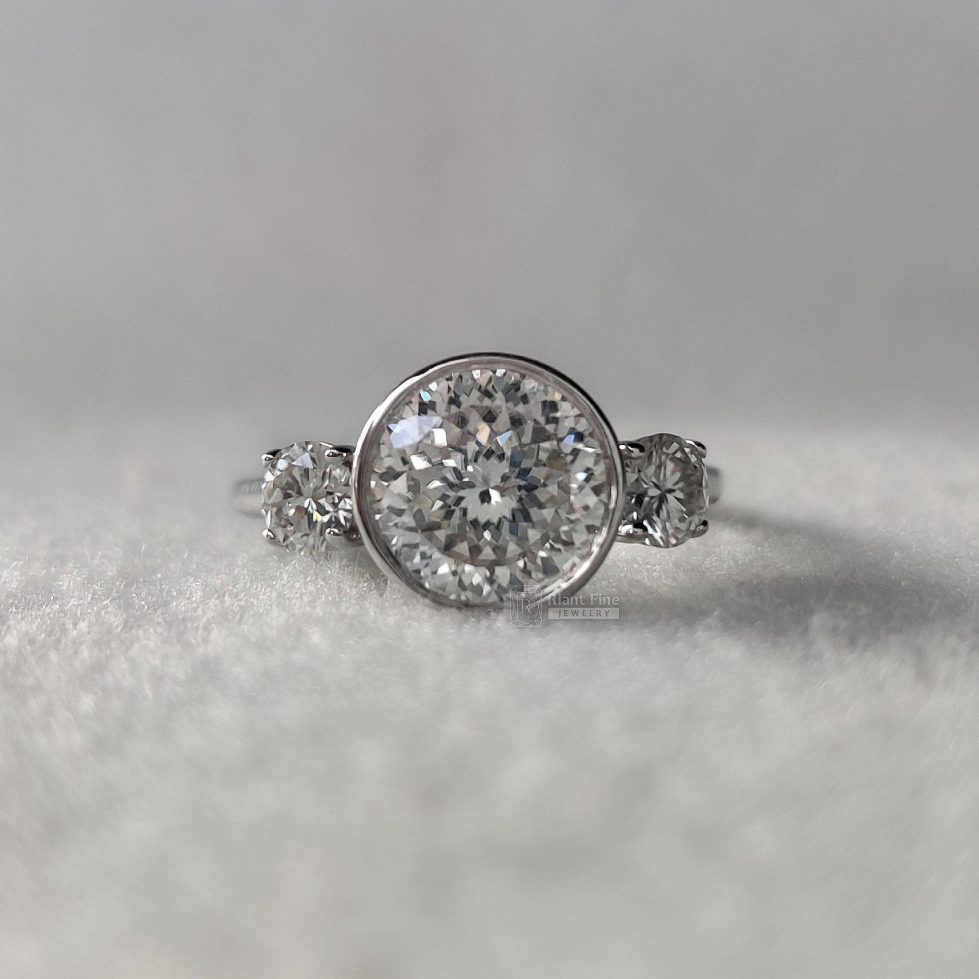 Three Stone Portuguese Round Cut Moissanite Engagement Ring - Riant Fine Jewelry LLC